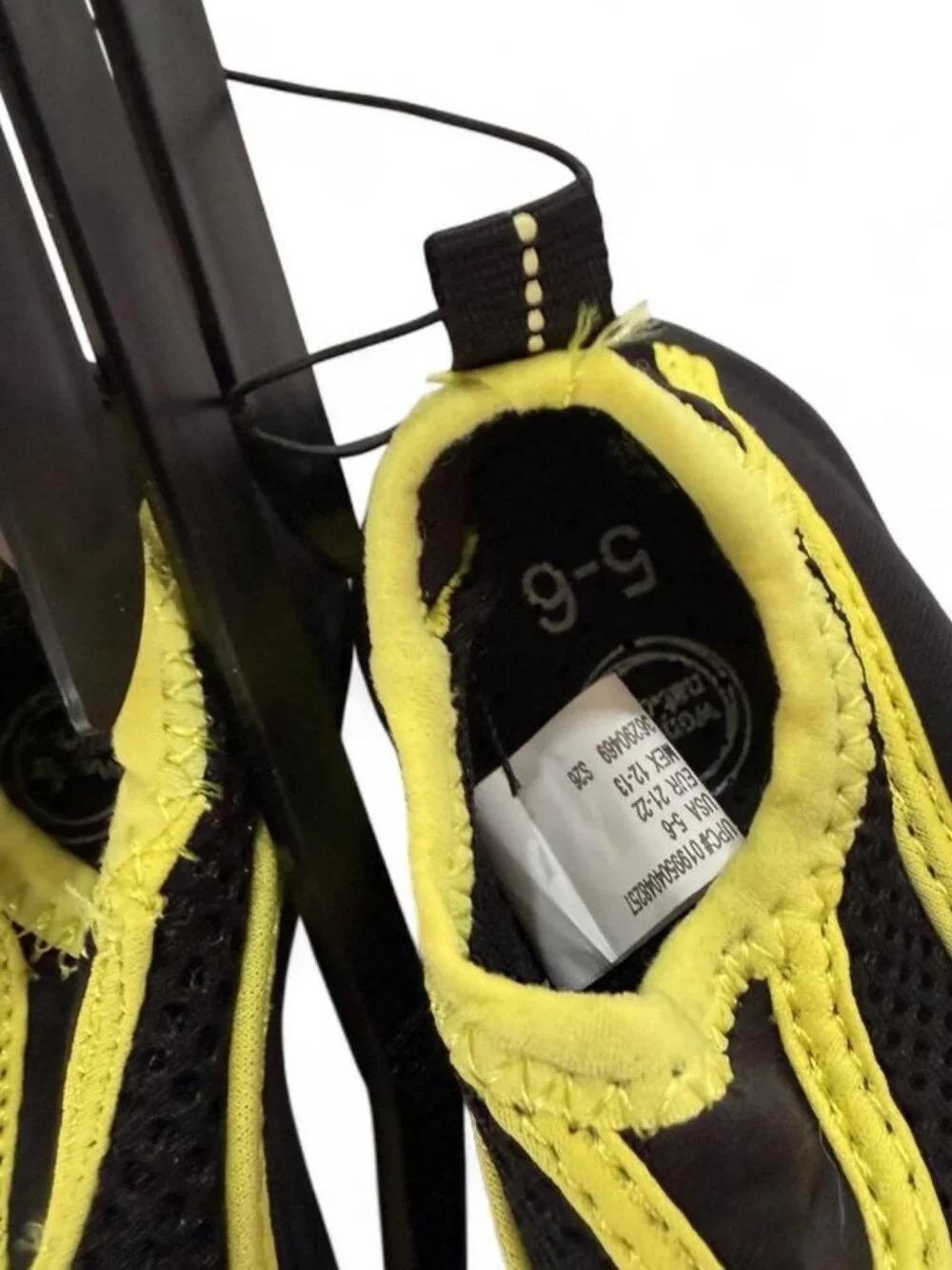Wonder Nation Black Yellow Water Shoes